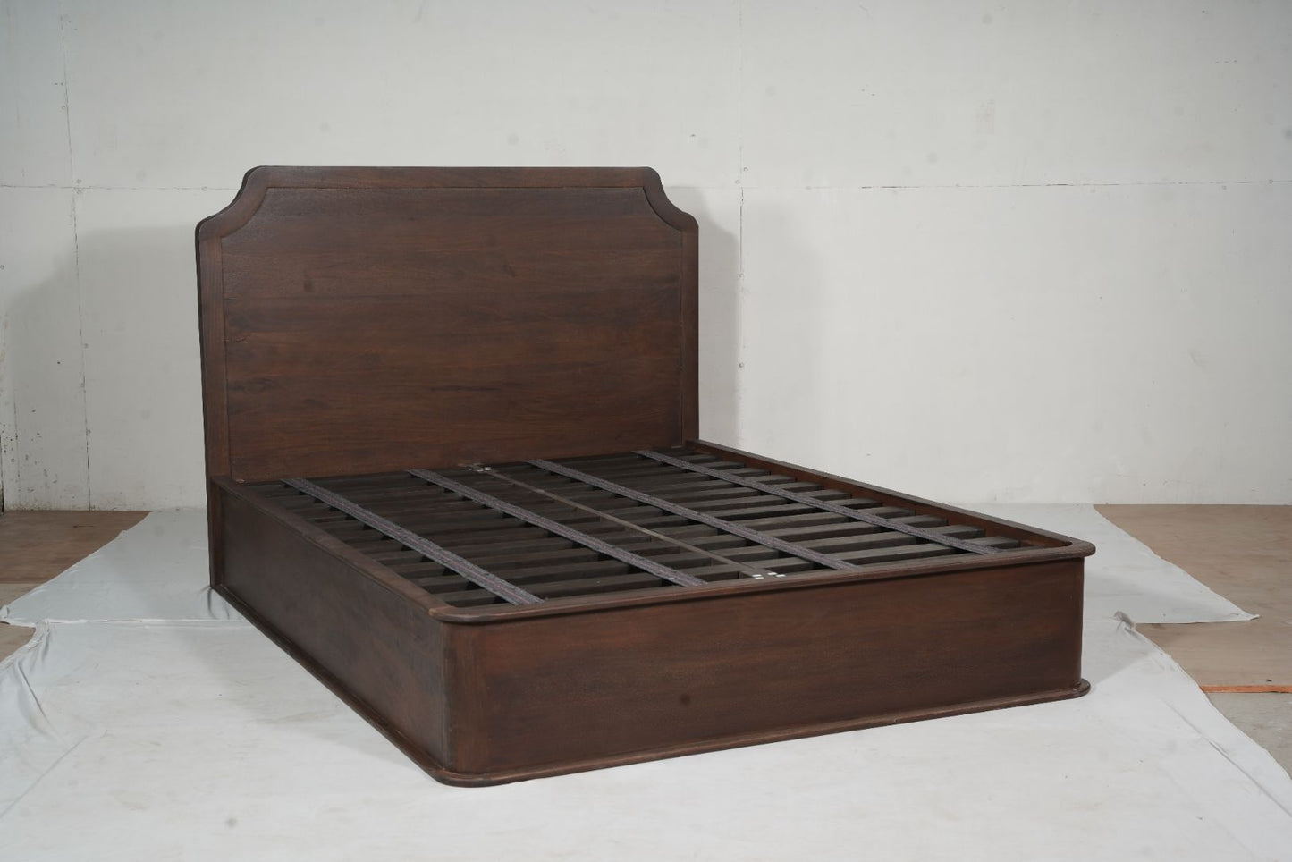 Baxter Bed