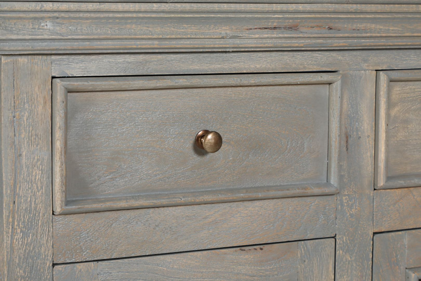 Johanna Cabinet