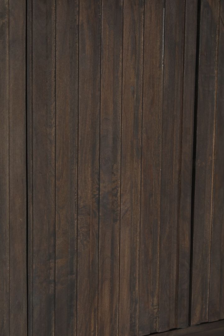 John 4 Door Server