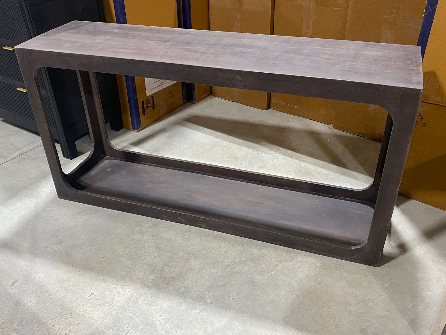 Mel Console Table
